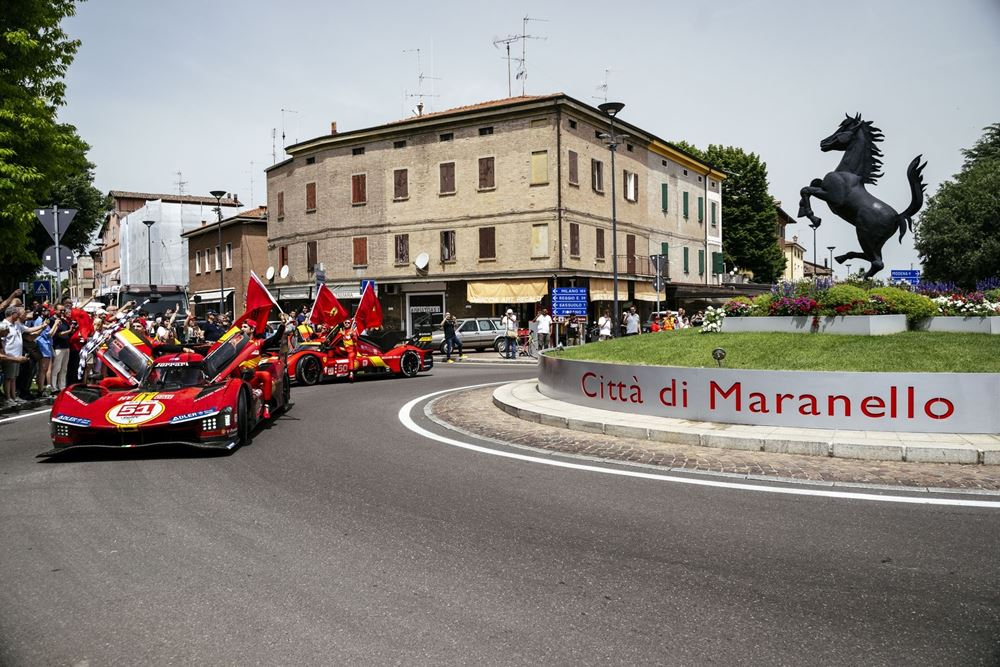 Ferrari 499P Le Mans πανηγυρισμοί Maranello