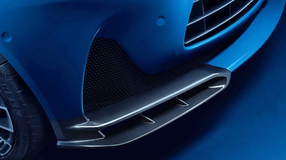 Aston Martin DB12 S
