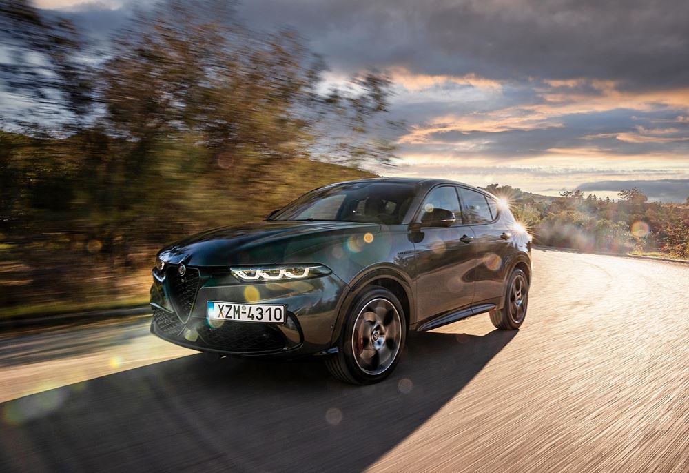 Alfa Romeo PHEV Q4