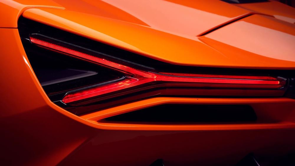 Lamborghini Revuelto 2024