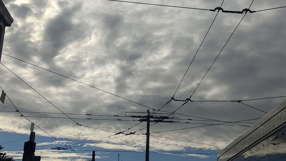 Τρολεϊ καλώδια πειραιάς