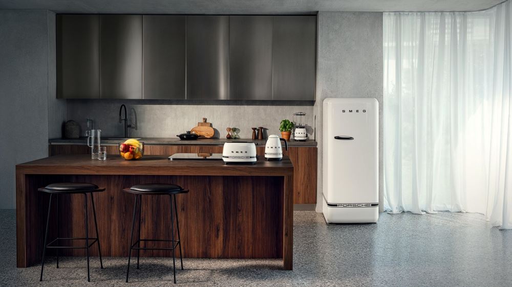 Porsche x Smeg 2025