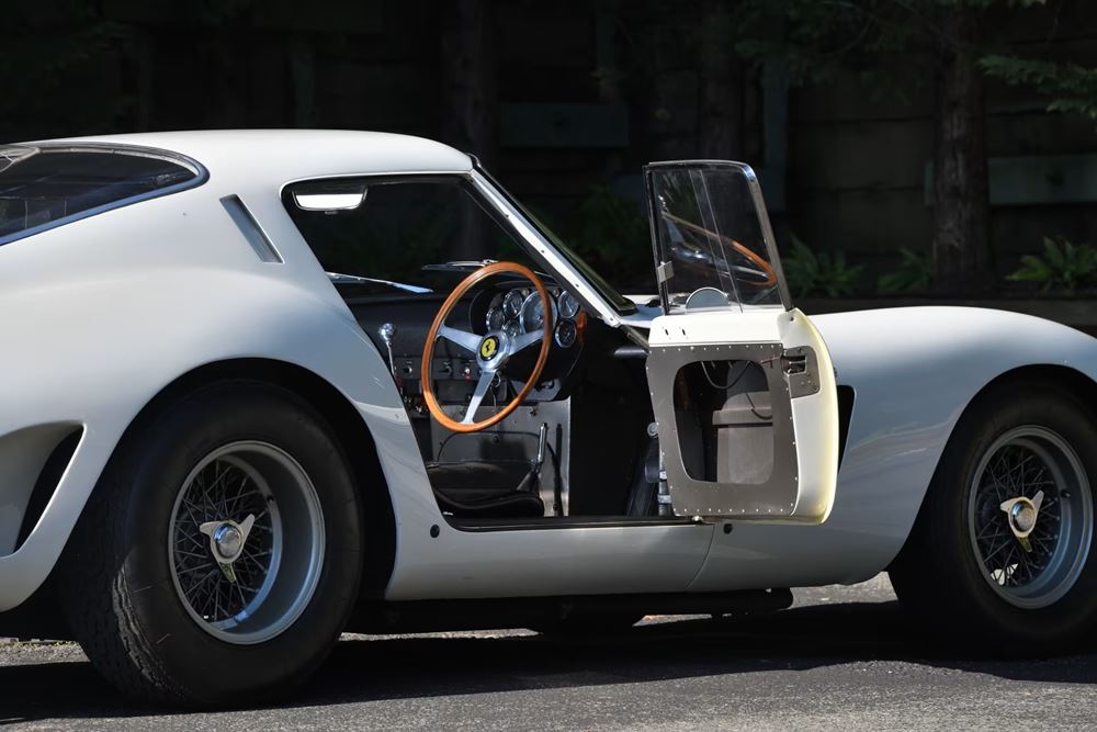 Ferrari 250 GTO Bianco Speciale Mecum