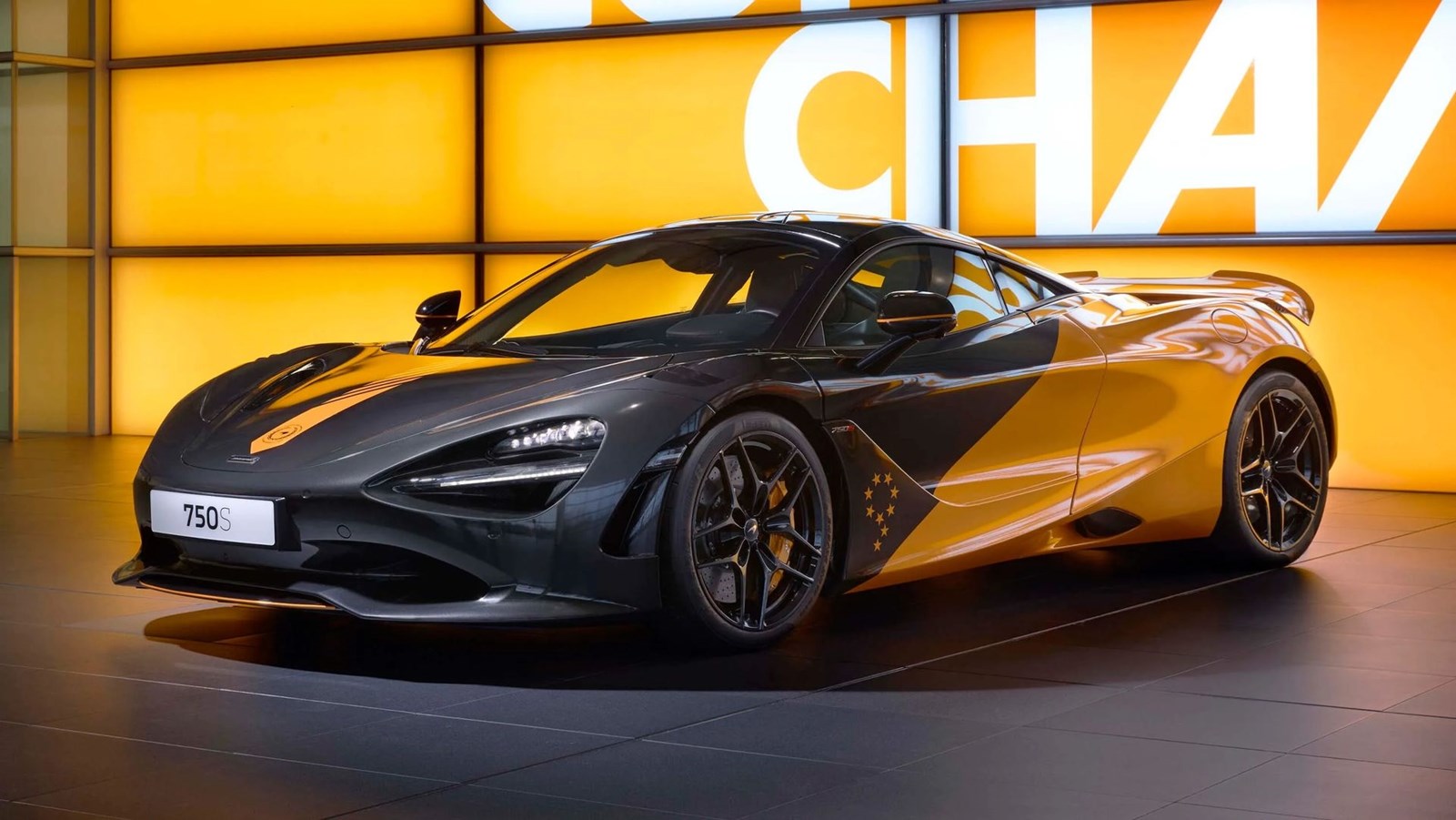 McLaren 750S MCL38