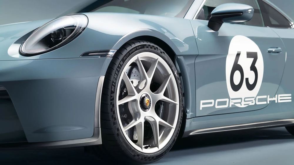 Porsche 911 S/T
