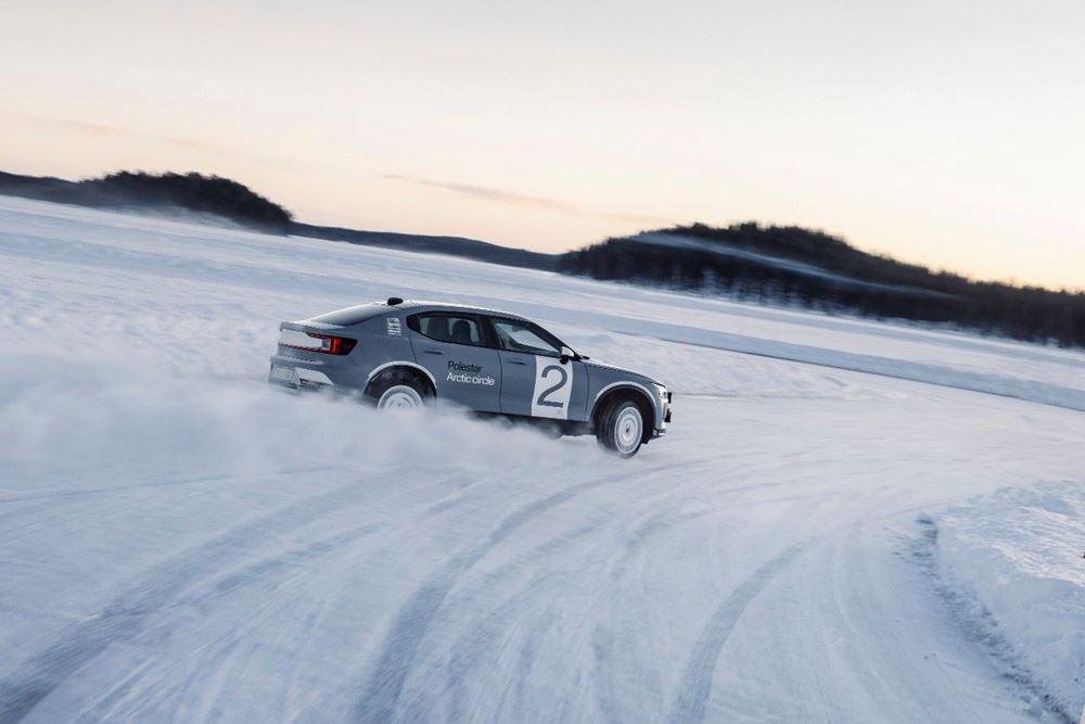 Polestar 2 Arctic Circle: Drift στον πάγο με ηλεκτρικό