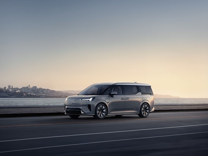 Volvo EM90 MPV