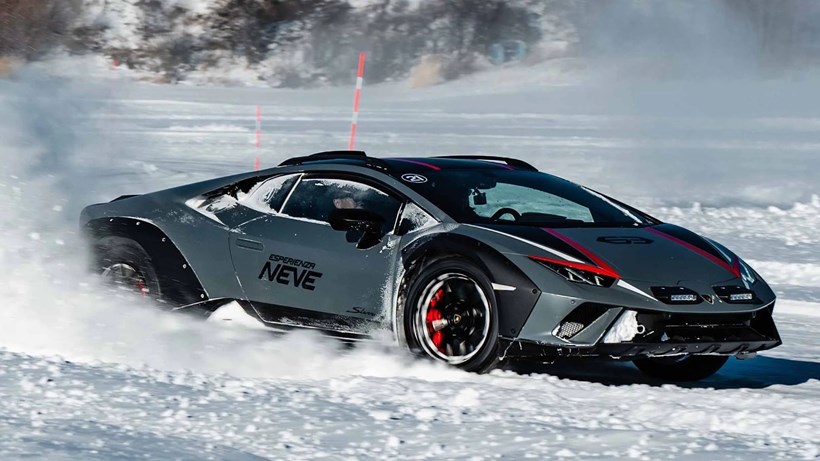 Lamborghini Esperienza Neve
