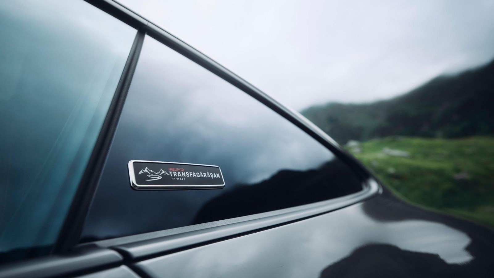 Porsche 911 Carrera 4 GTS Transfagarasan