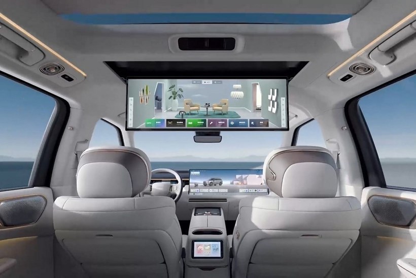 Lynk&Co 900
