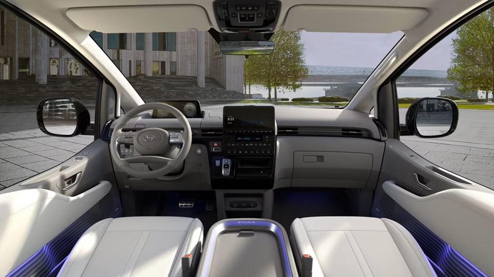 Hyundai Staria MPV