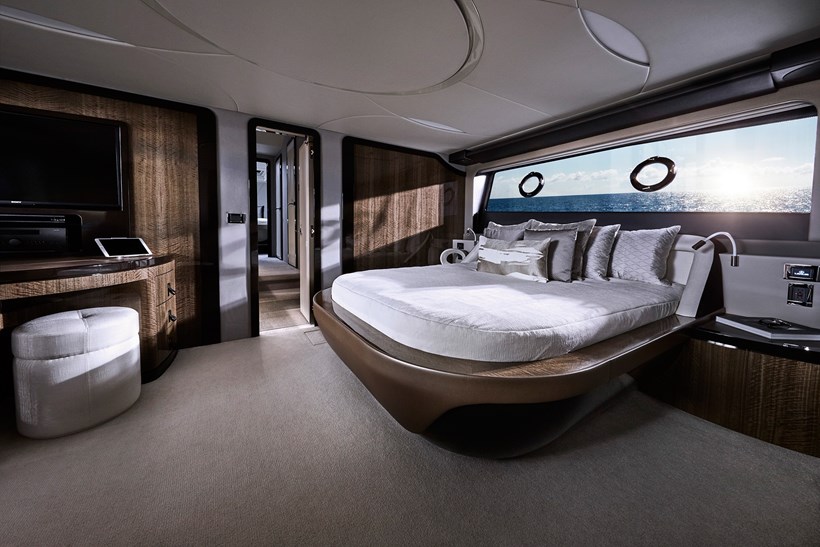 Lexus Yacht LY 680