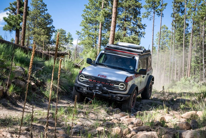Ford Bronco Wildland pirosvestiko