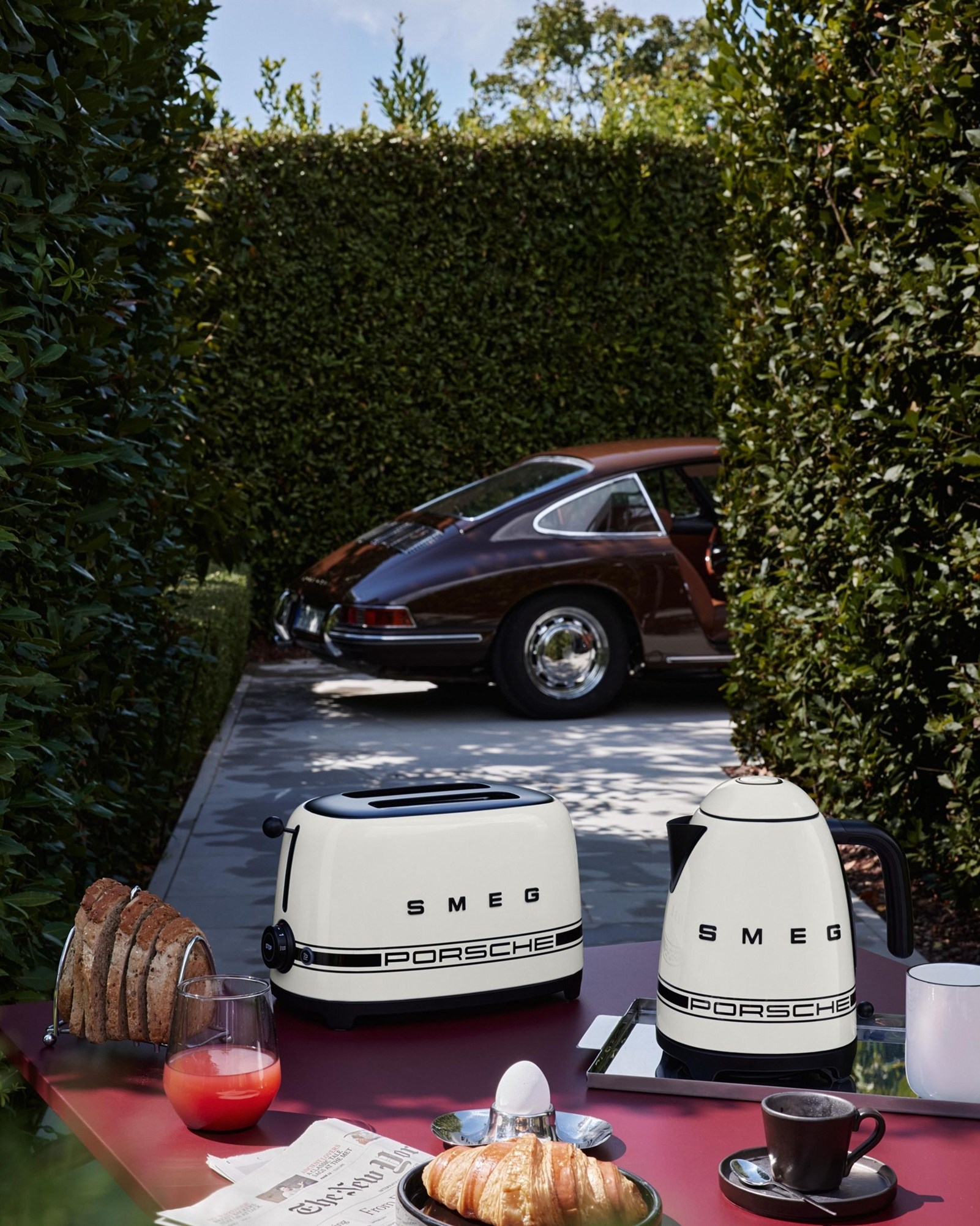 Porsche x Smeg 2025