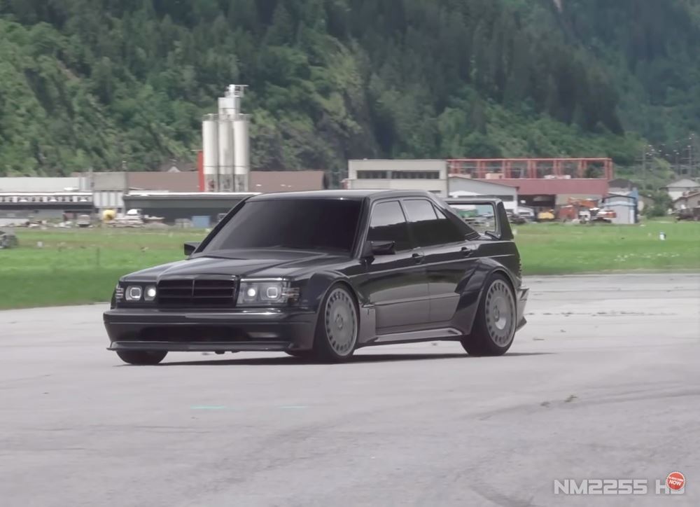HWA EVO Restomod Mercedes 190E