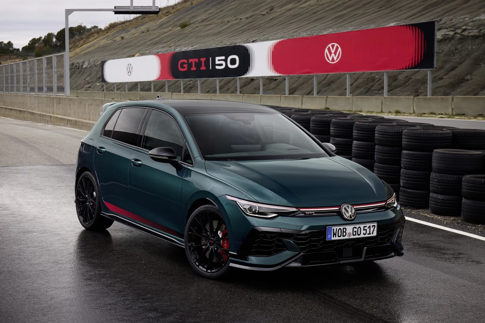 VW Golf GTI Edition 50