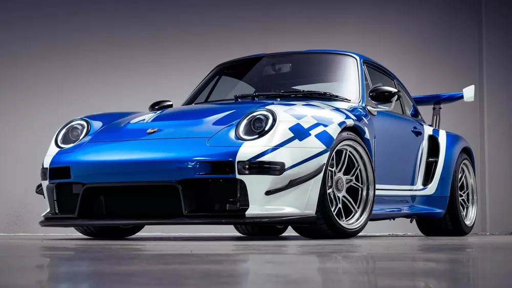 Porsche 911 Brundle Edition