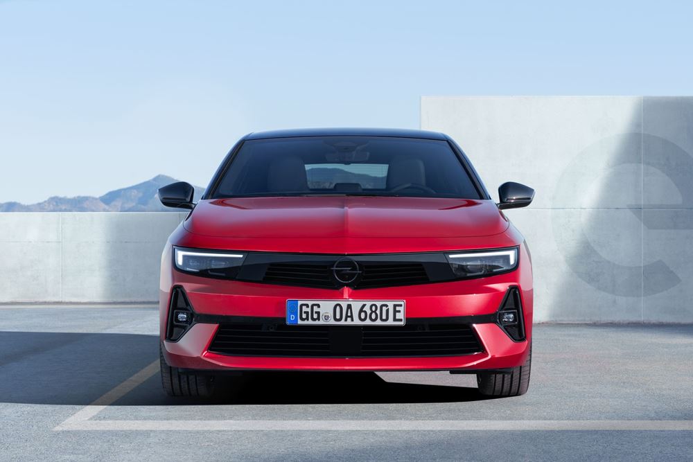 Το πρώτο ηλεκτρικό Opel Astra