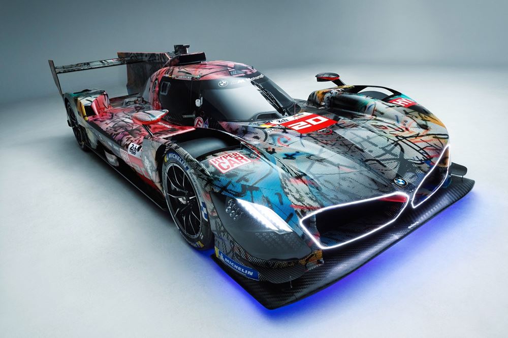BMW M Hybrid V8 art car