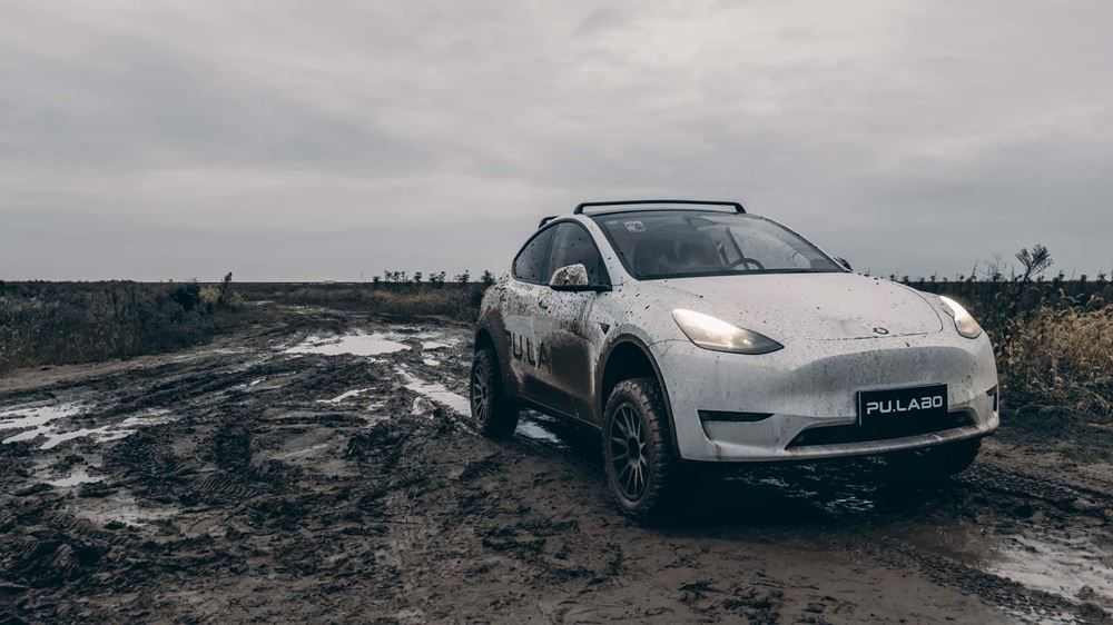 Tesla Model Y Off Road Kit μετατροπής