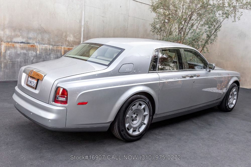 Rolls-Royce Phantom