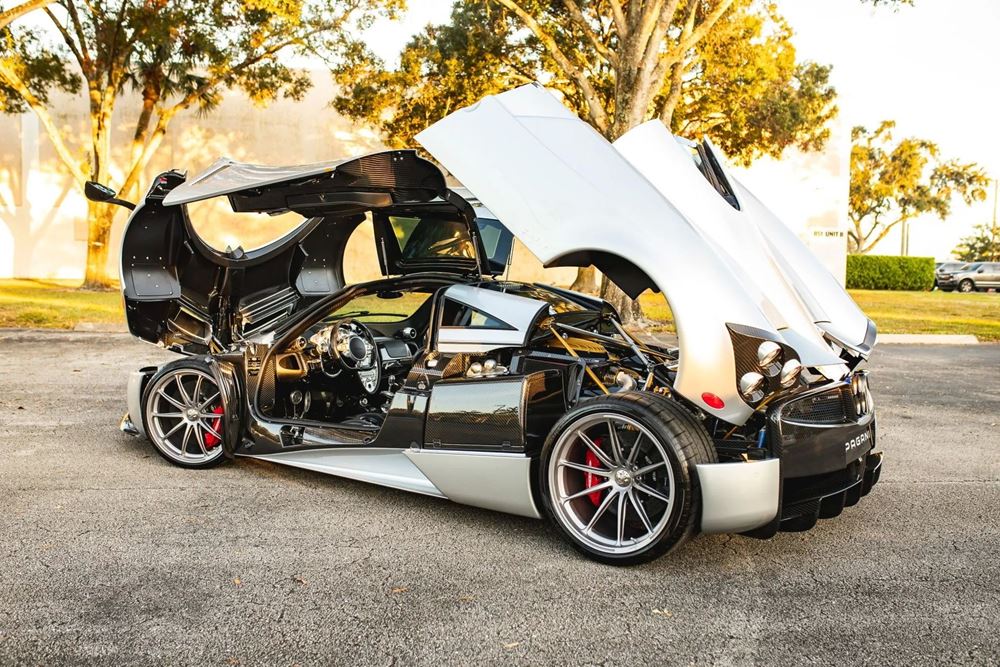Pagani Huayra Tempesta