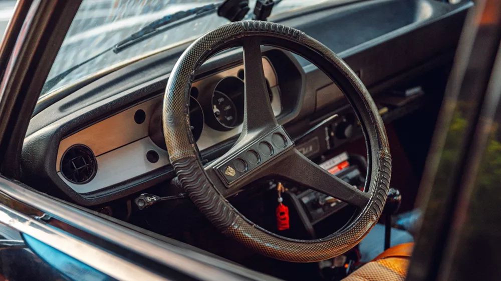 Peugeot 104 Paris-Tokyo