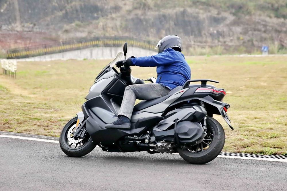 Voge scooters