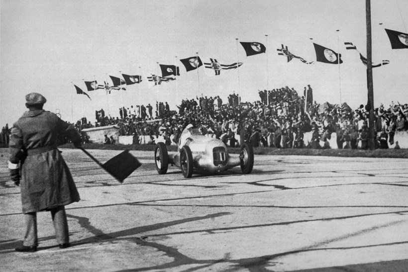 Mercedes W 25 Ασημένιο Βέλος 1934
