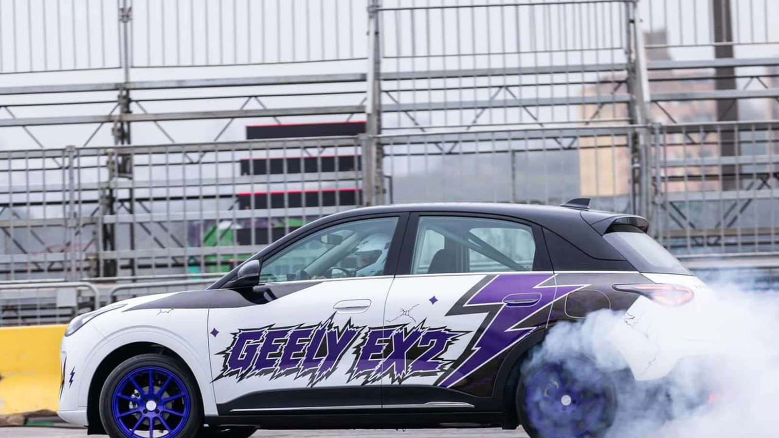 Geely EX2 Track