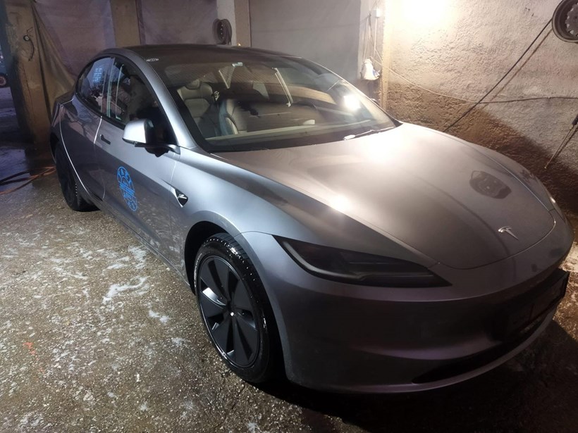 Tesla Model 3 Ταξί Λάρισσα