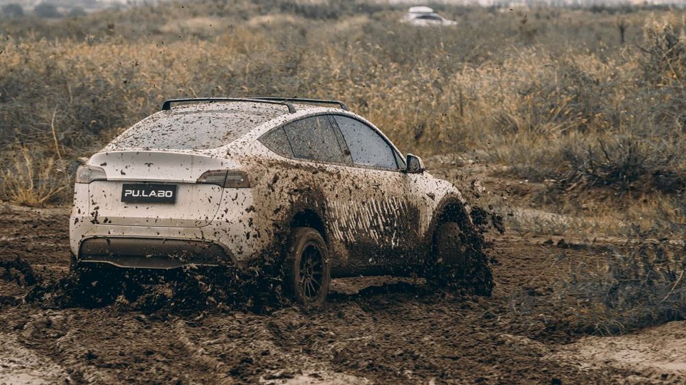 Tesla Model Y Off Road Kit μετατροπής