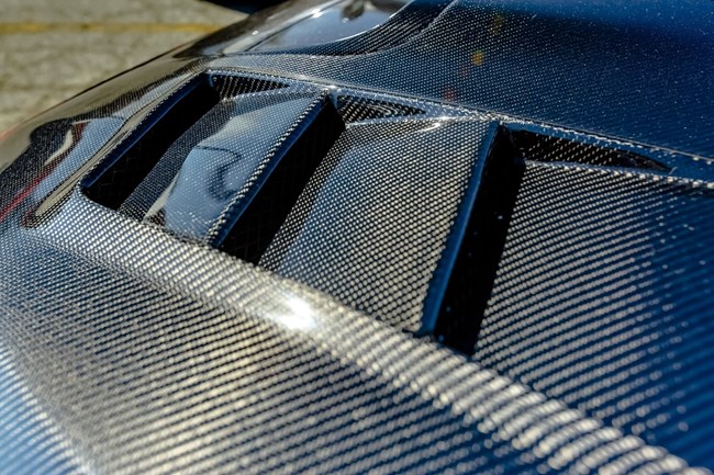 ανθρακονήματα supercars