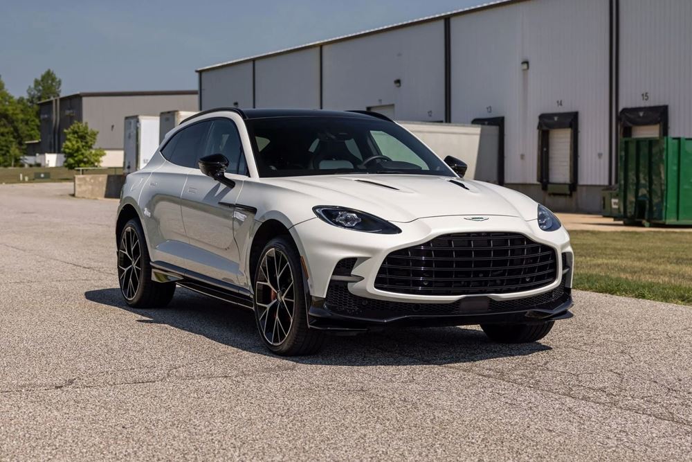 Aston Martin DBX 707 δημοπρασία