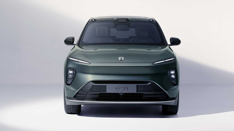 NIO ES8