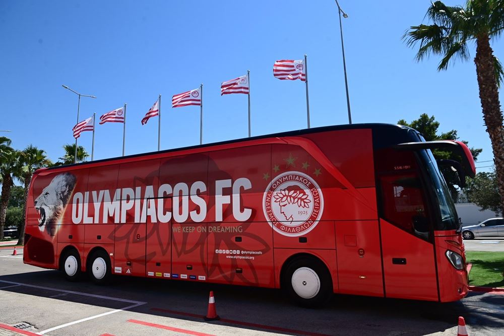 Ολυμπιακός νέο λεωφορείο Setra