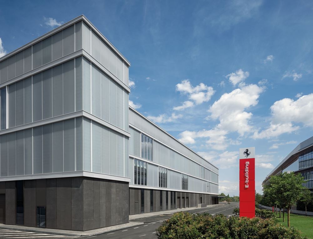 Ferrari e-building Maranello εργοστάσιο ηλεκτρικών hypercars