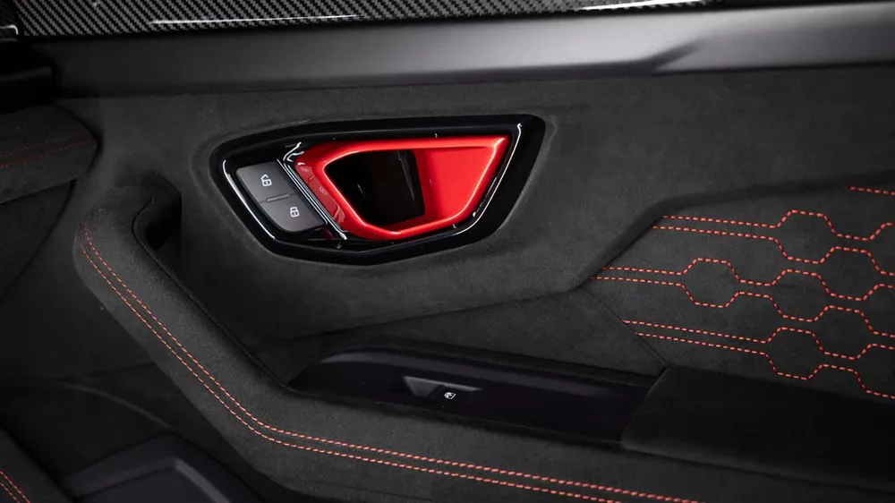 Lamborghini Urus SE Performante