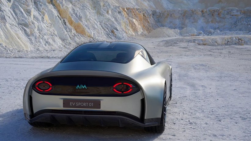 AIM EV Sport 01