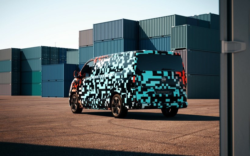 VW Transporter 2025