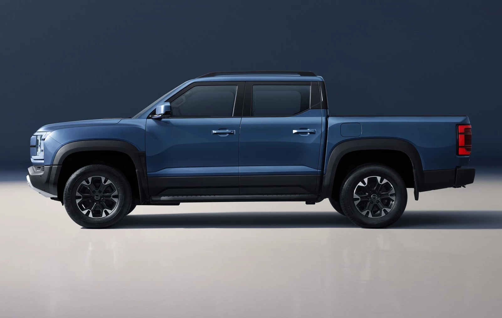 BYD Shark plug-in υβριδικό pick-up