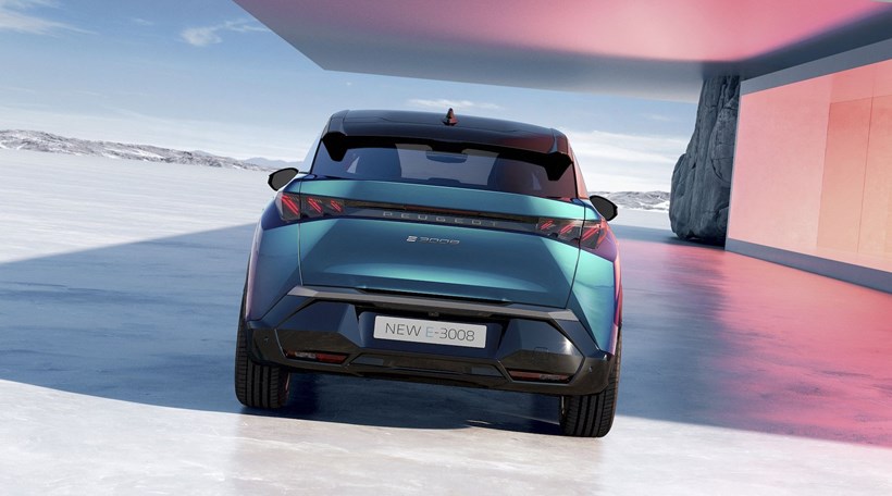 PEUGEOT E-3008 2023