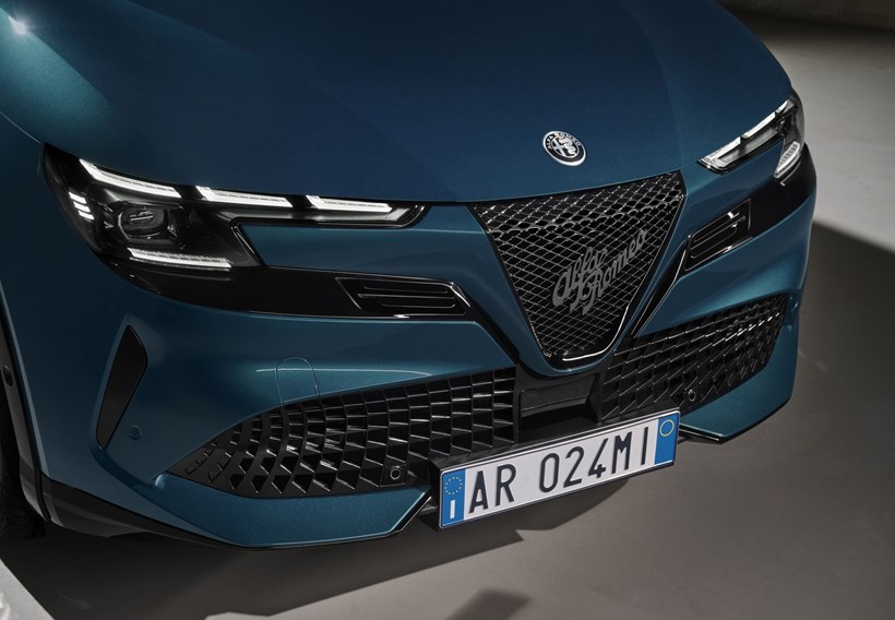 Alfa Romeo Junior Ibrida υβριδική έκδοση