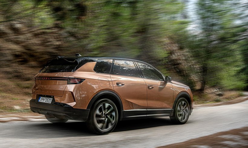 Opel Grandland Hybrid