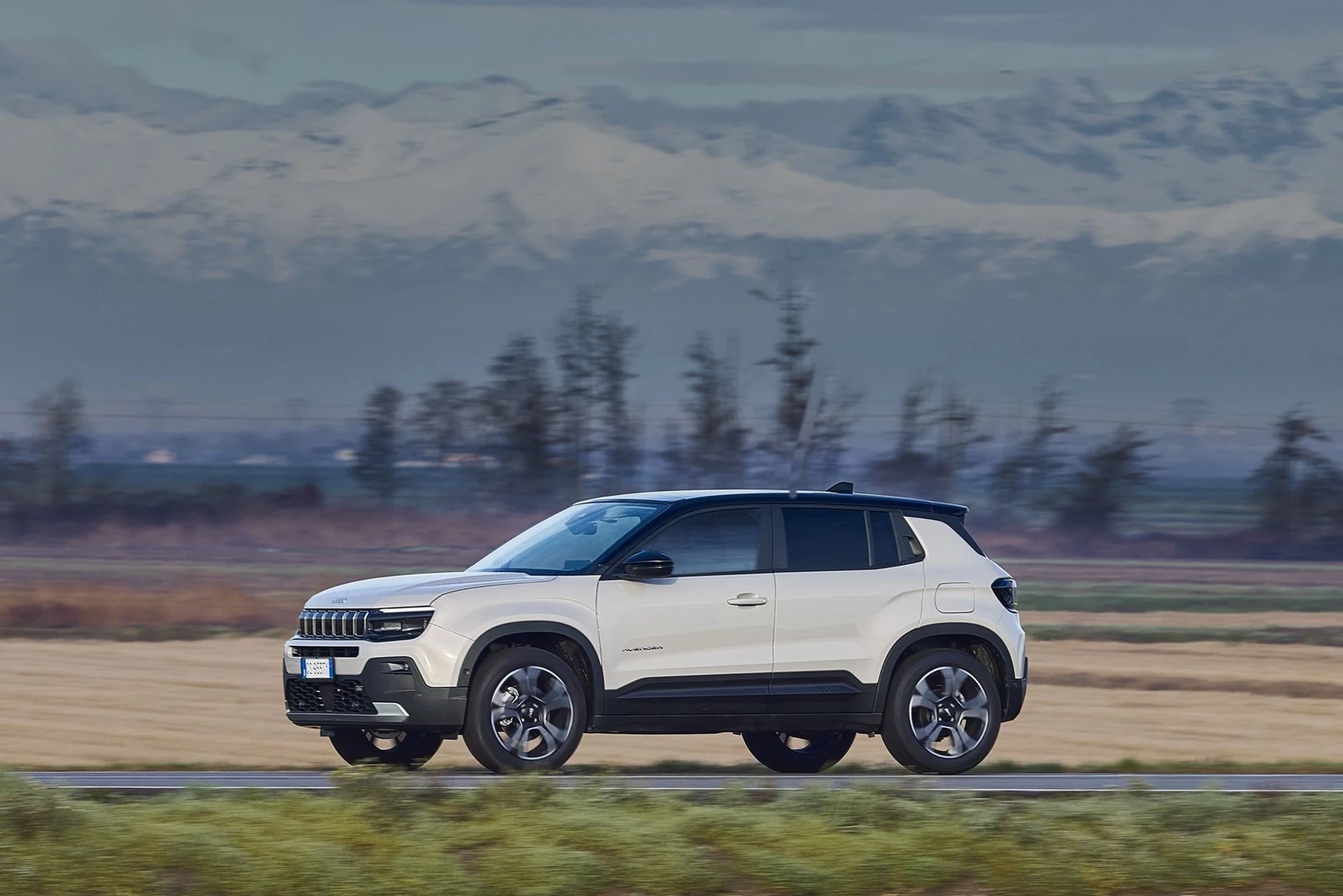 Jeep Avenger e-Hybrid