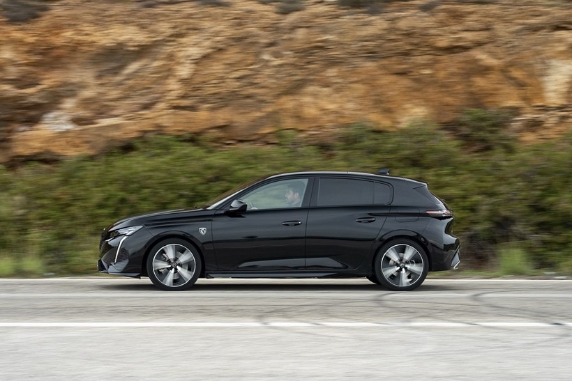 Peugeot 308 GT PHEV 225PS