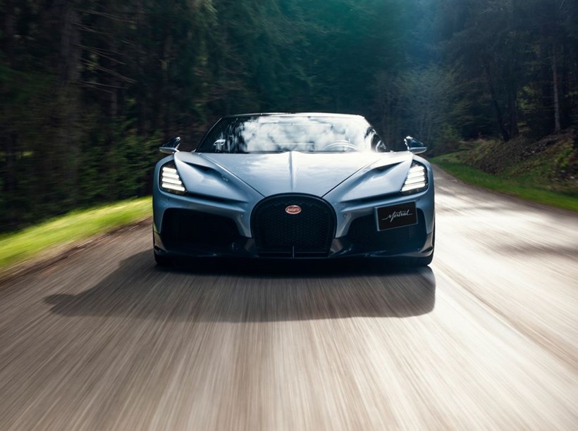 Bugatti Mistral W16 δοκιμές πολλών χιλιομέτρων