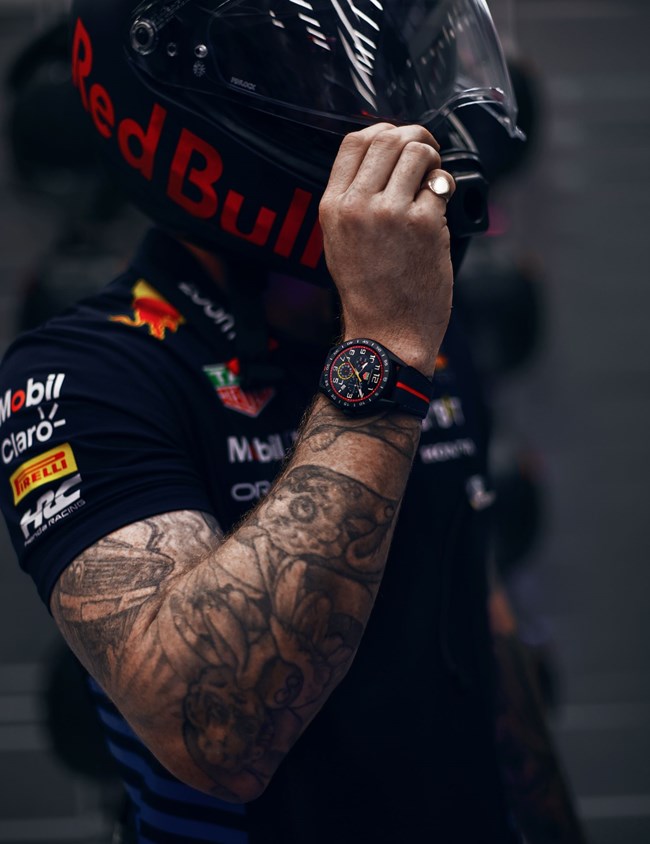 TAG Heuer Connected Calibre E4 45MM x Oracle Red Bull Racing Edition