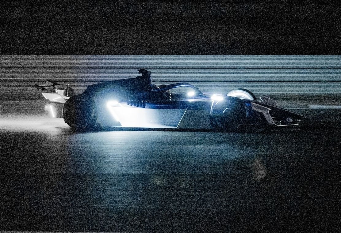 Formula E Gen 4 ηλεκτρικό μονοθέσιο