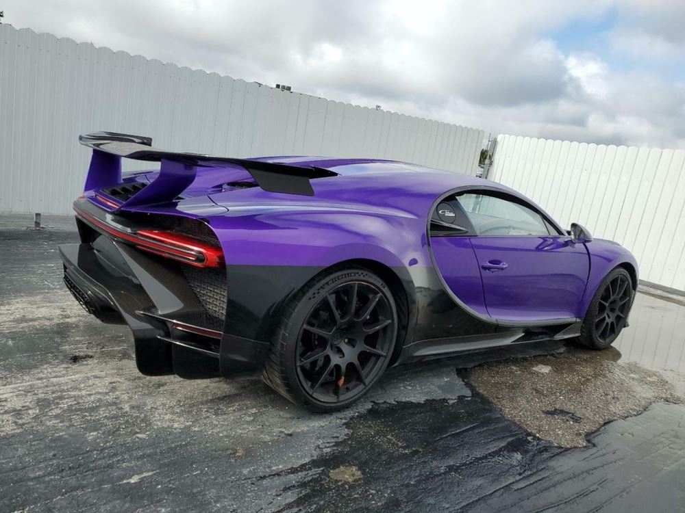 Bugatti Chiron crash